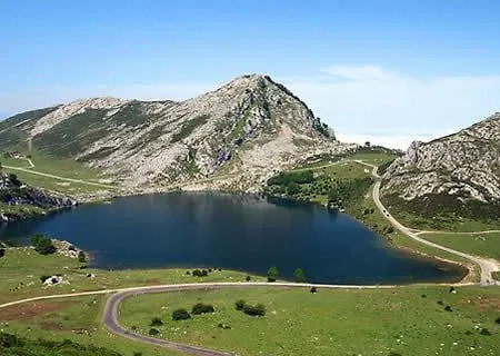 Casa De Aldea El Frade فندق ريباذيسييّا