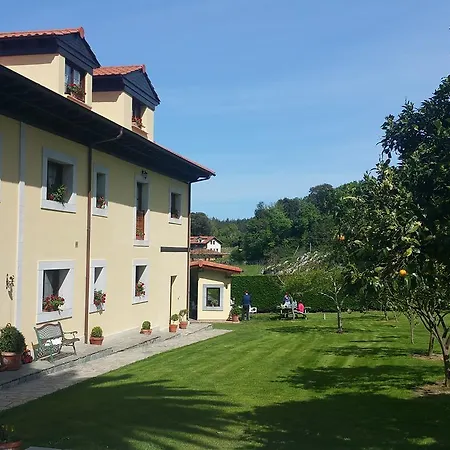 Casa De Aldea El Frade Hotel Ribadesella