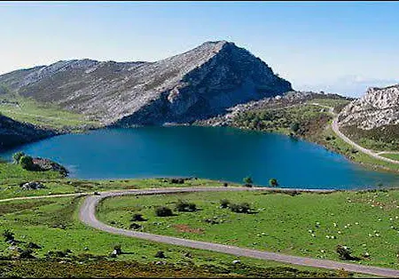 Casa De Aldea El Frade 2*