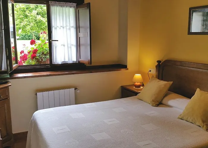 Hotel Casa De Aldea El Frade 2*