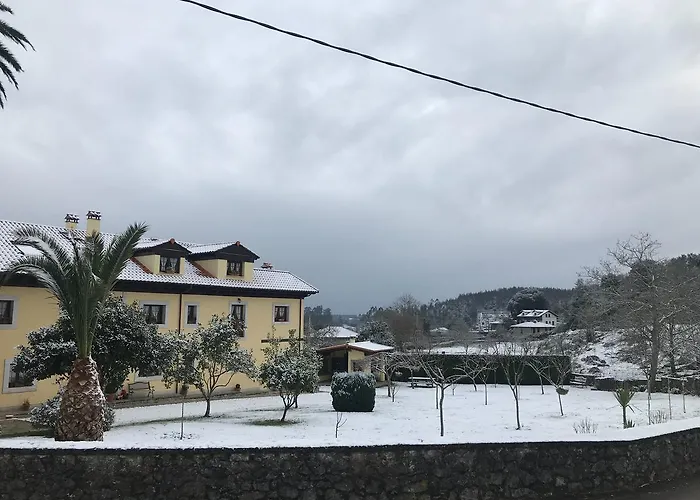 Casa De Aldea El Frade Hotel Ribadesella
