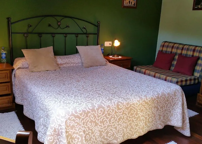 Casa De Aldea El Frade 2*